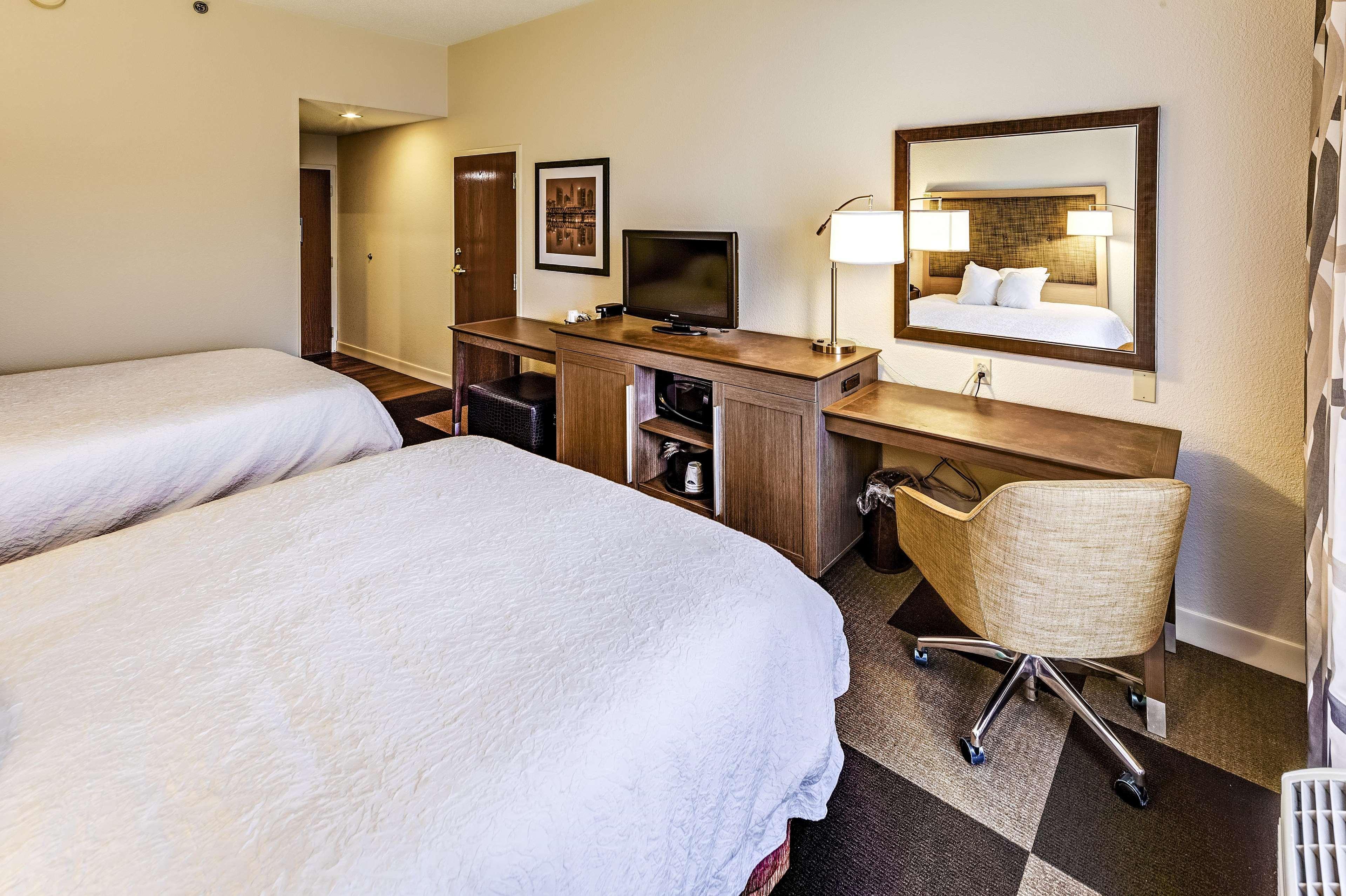 Hampton Inn Columbus I-70E/Hamilton Road Екстер'єр фото