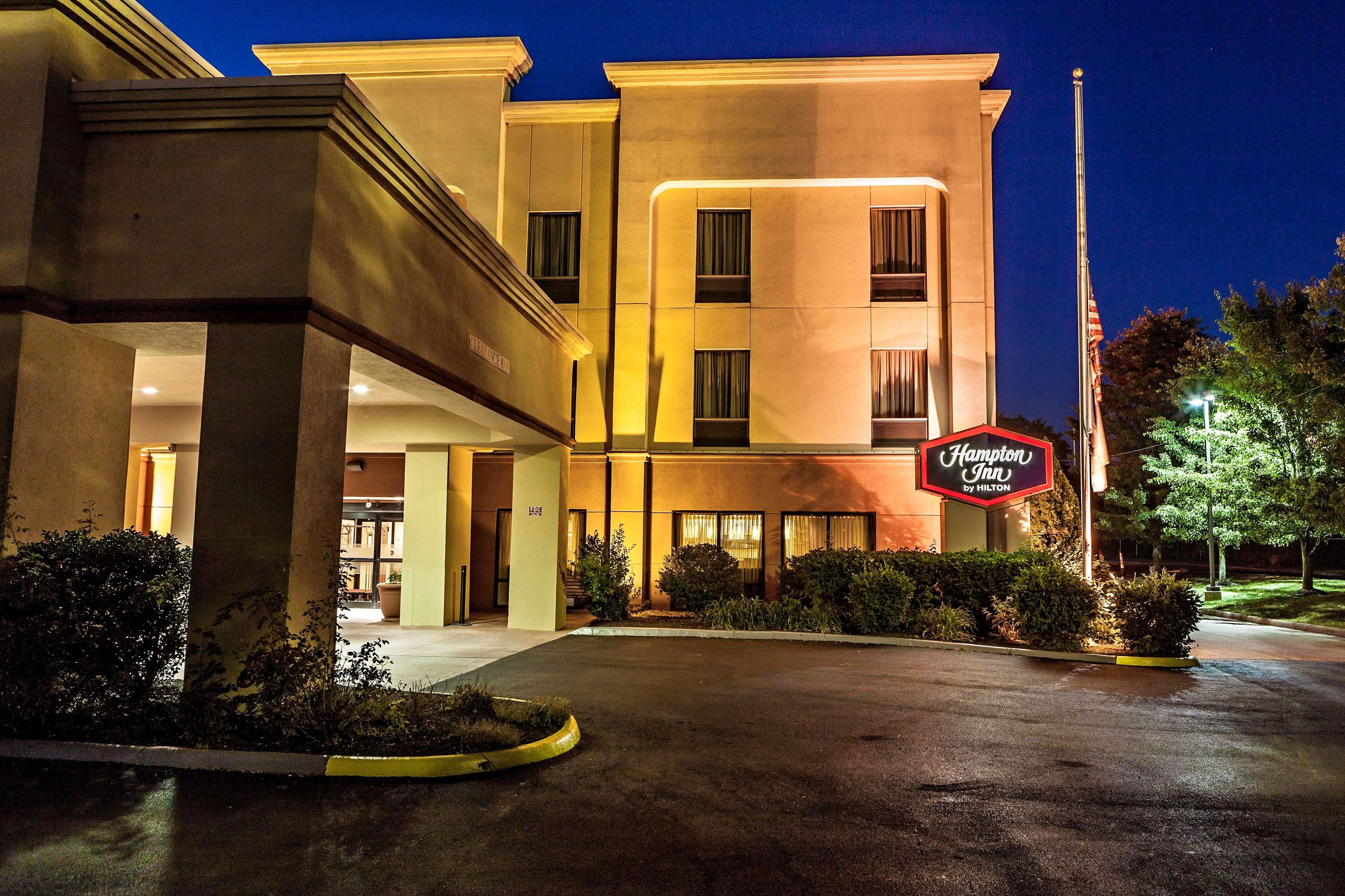Hampton Inn Columbus I-70E/Hamilton Road Екстер'єр фото