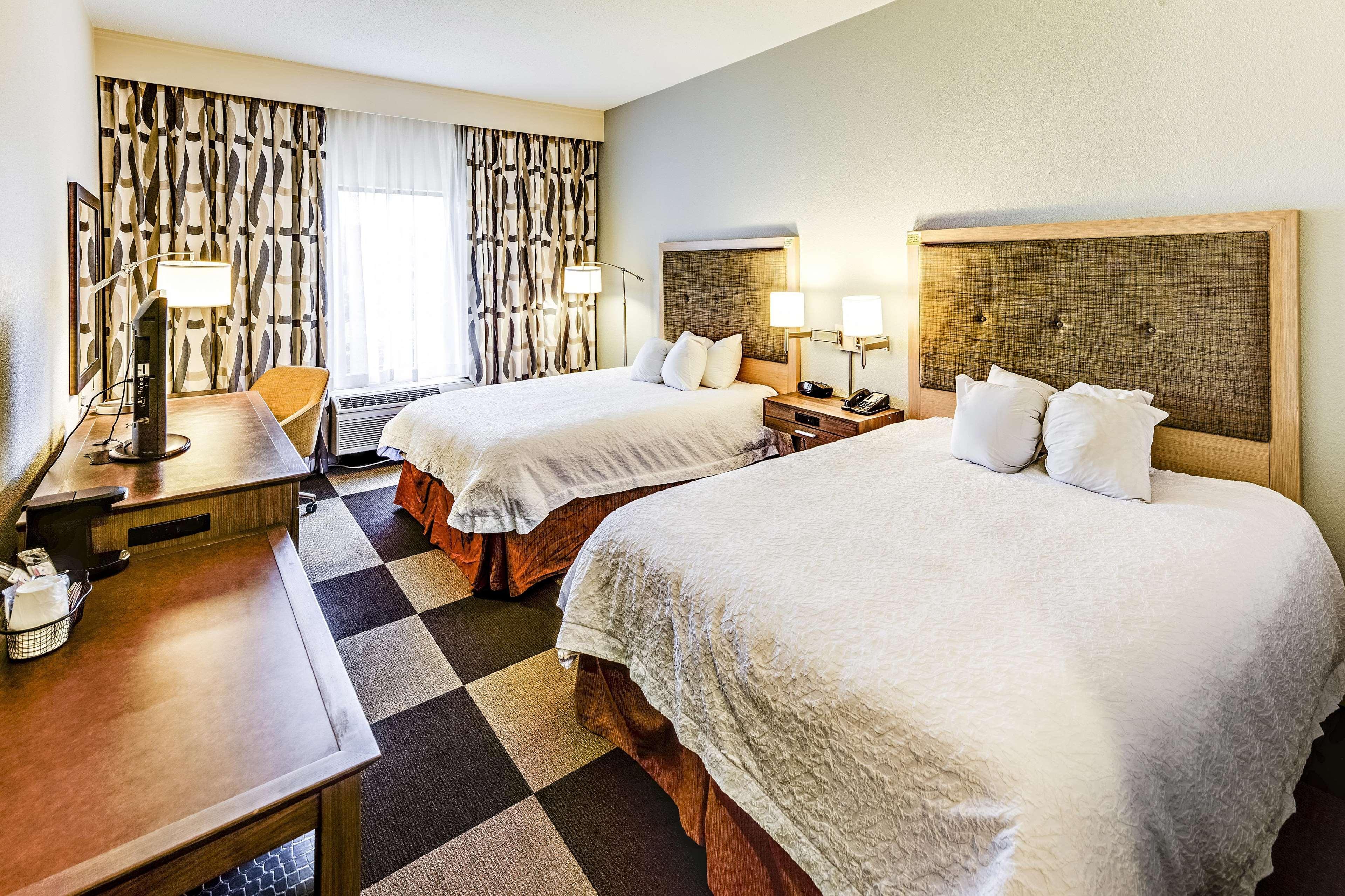 Hampton Inn Columbus I-70E/Hamilton Road Екстер'єр фото