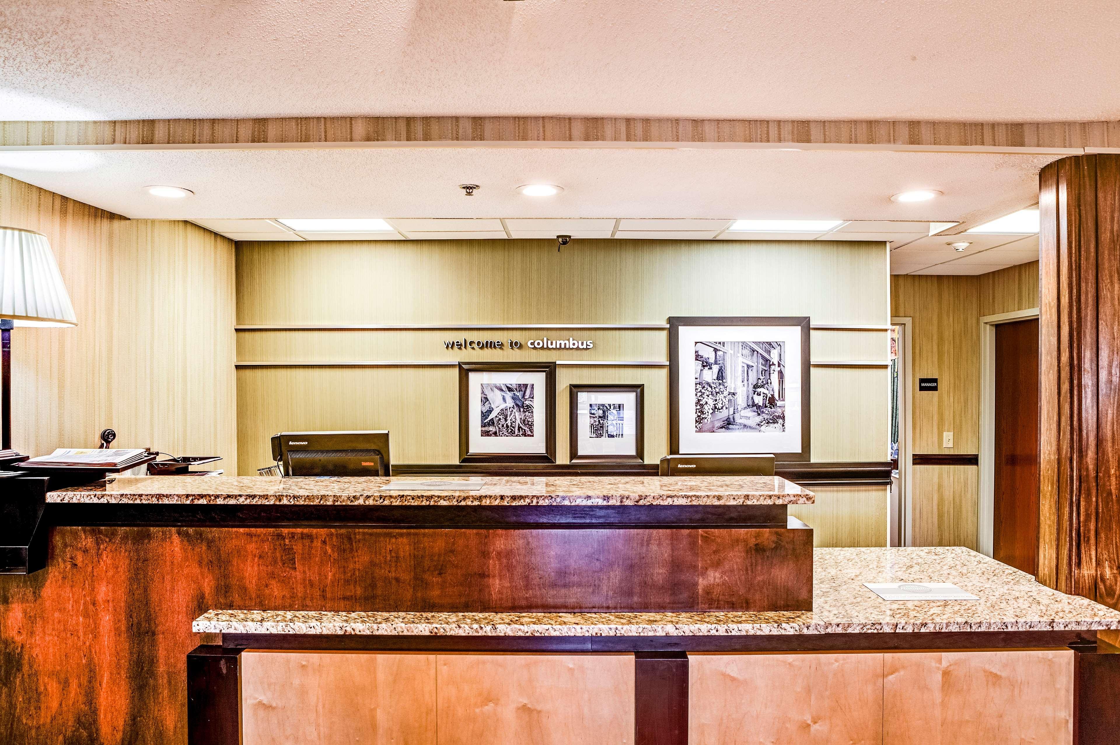 Hampton Inn Columbus I-70E/Hamilton Road Екстер'єр фото